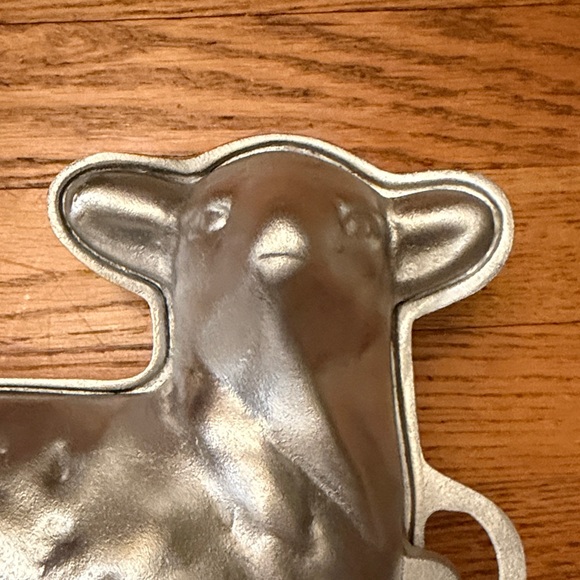 Cast Aluminum Lamb Cake Mold by Kitchen Supply USA NEW - Picture 11 of 16